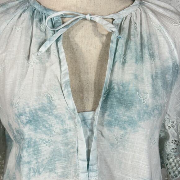 Anthropologie X-Small Top Tie-Dye Floral Embroidered Keyhole V-Neck Eyelet Lace - Picture 2 of 12